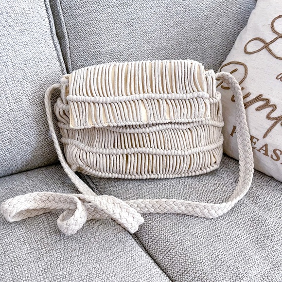 Zig Zag Flap Crossbody Bag - Universal Thread - Picture 1 of 4